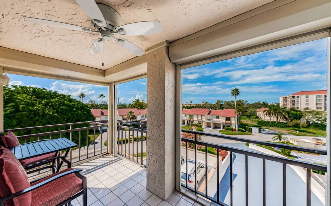 Photo of Patio Balcony in Casa del Mar