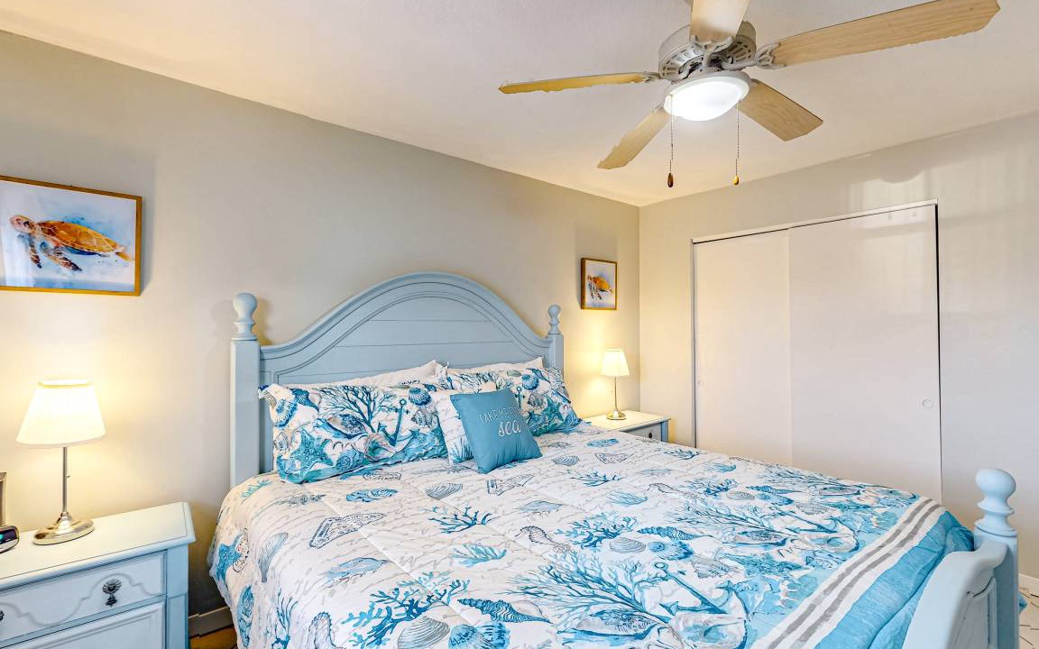Photo of Bedroom in Redington Beach