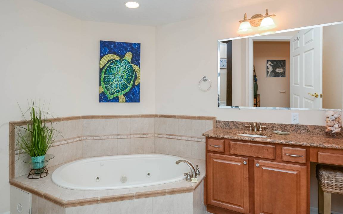 Photo of Bathroom in New Smyrna Beach