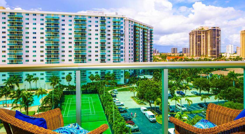 Photo of Others in Sunny Isles Beach