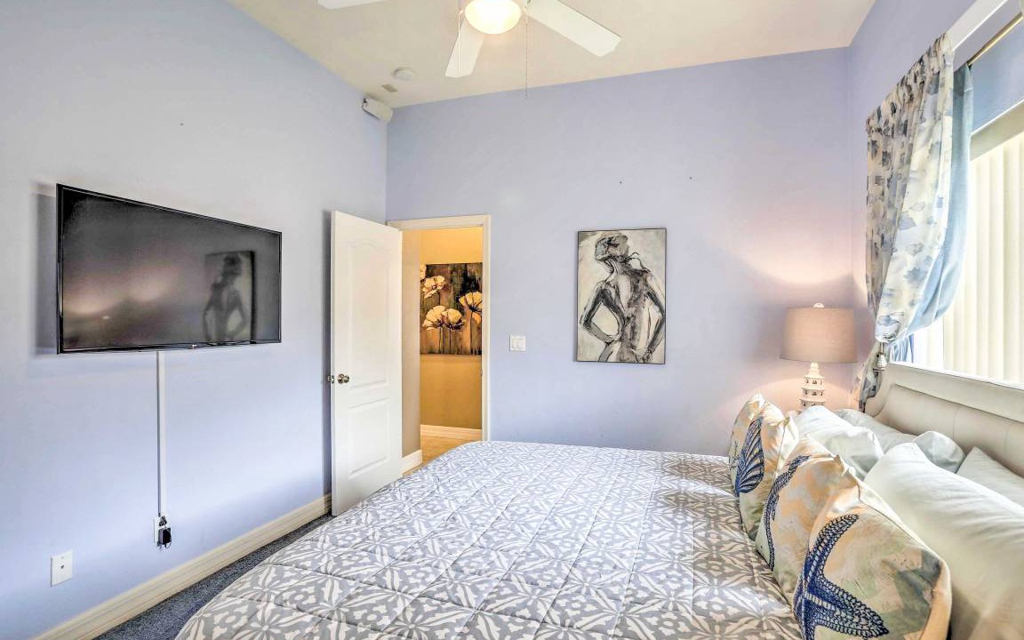 Photo of Bedroom in Caloosahatchee