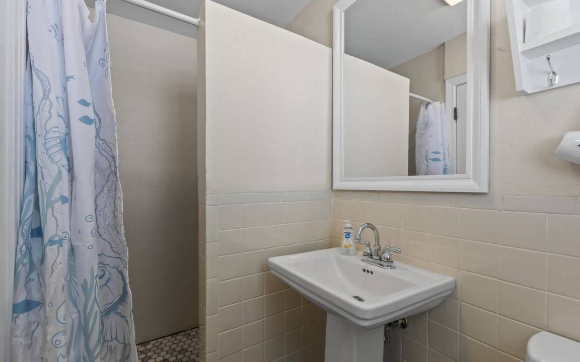 Photo of Bathroom in Painters Hill