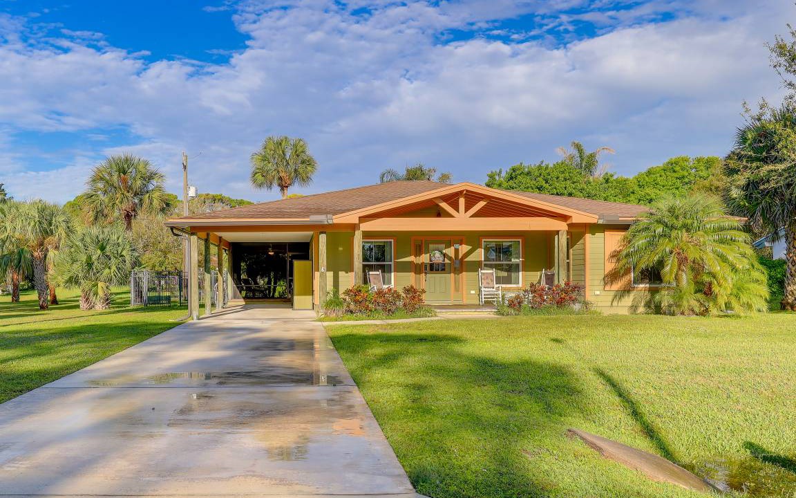 Photo of Others in Indian River Estates