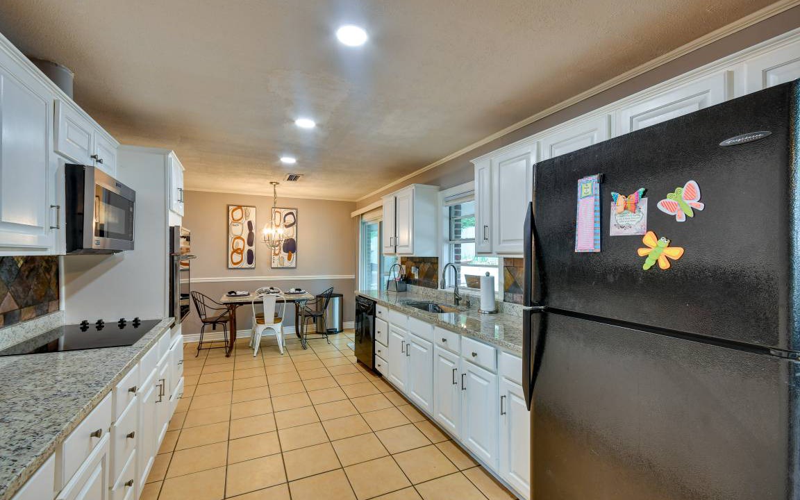 Photo of Kitchen in Gunter Afs
