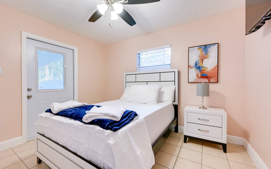 Photo of Bedroom in Bearss Plaza