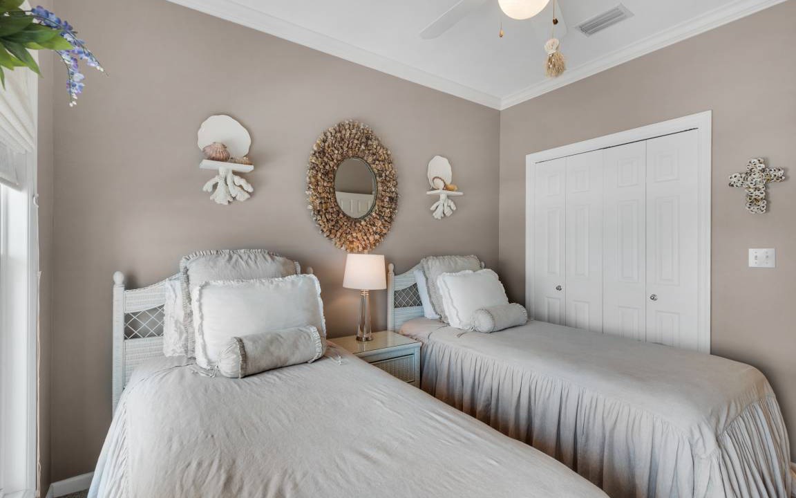 Photo of Bedroom in Navarre Beach