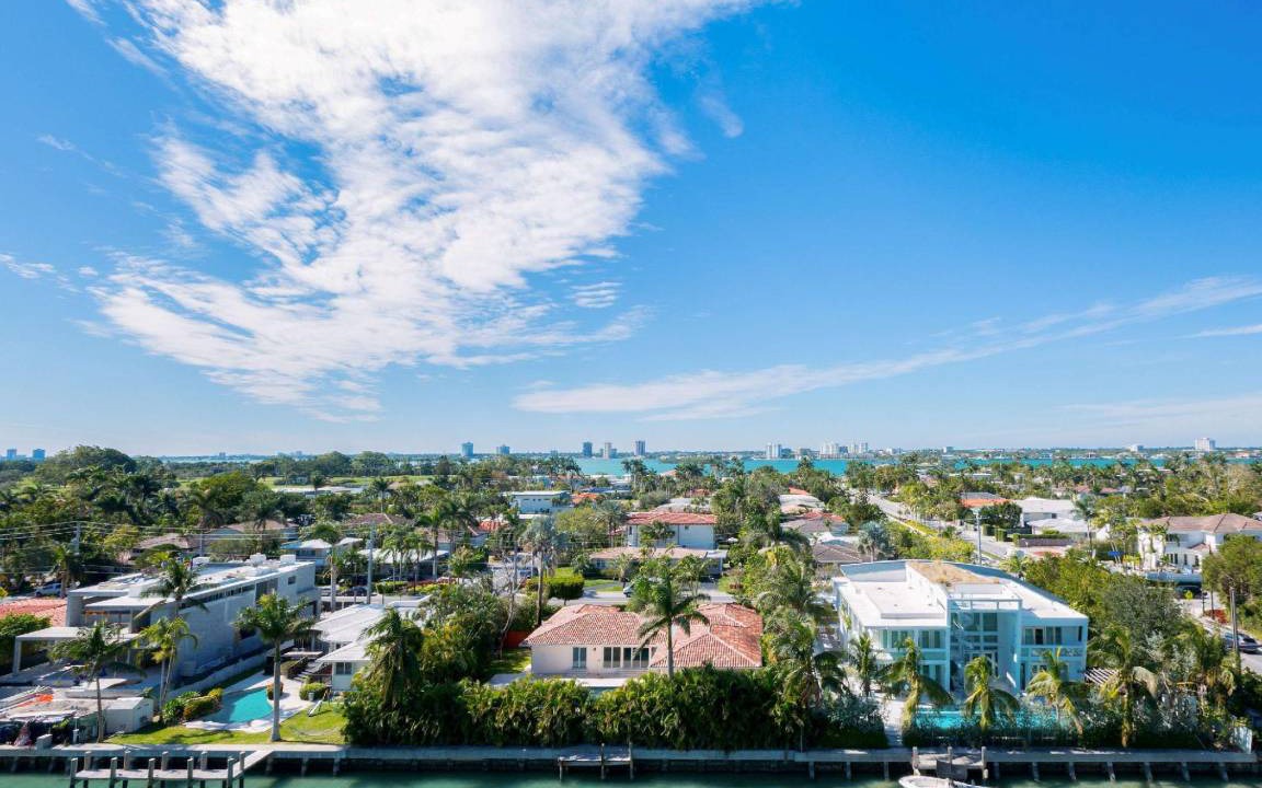 Photo of Others in Bay Harbor Islands