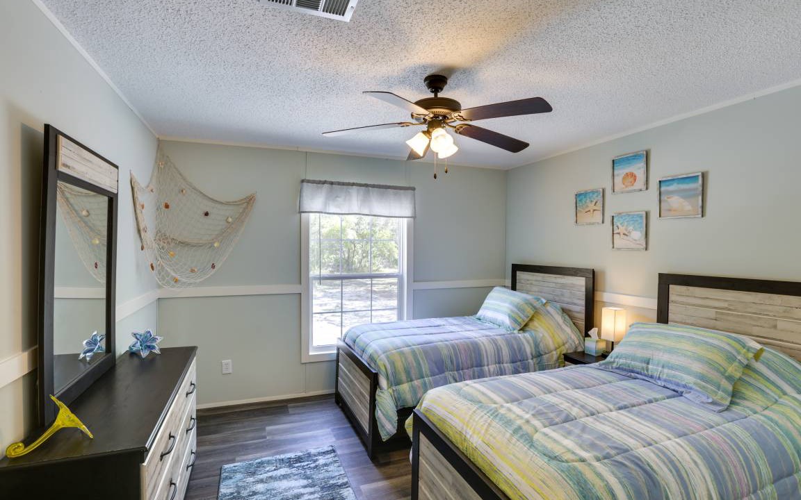 Photo of Bedroom in Perry