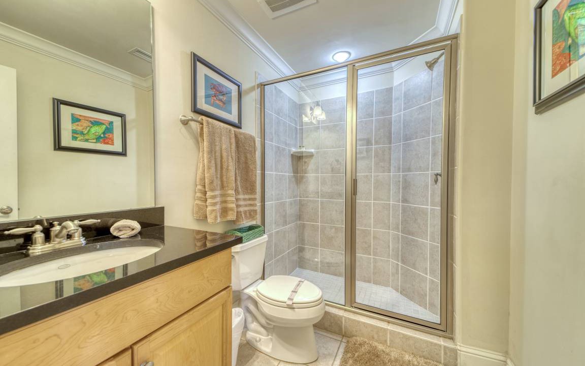 Photo of Bathroom in Dauphin Island