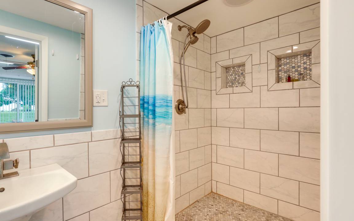 Photo of Bathroom in Indian River Estates