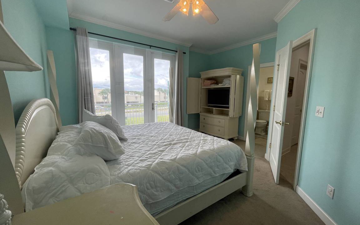 Photo of Bedroom in White Sands