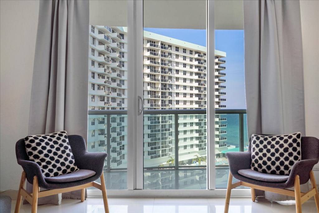 Photo of Patio Balcony in Hollywood South Central Beach