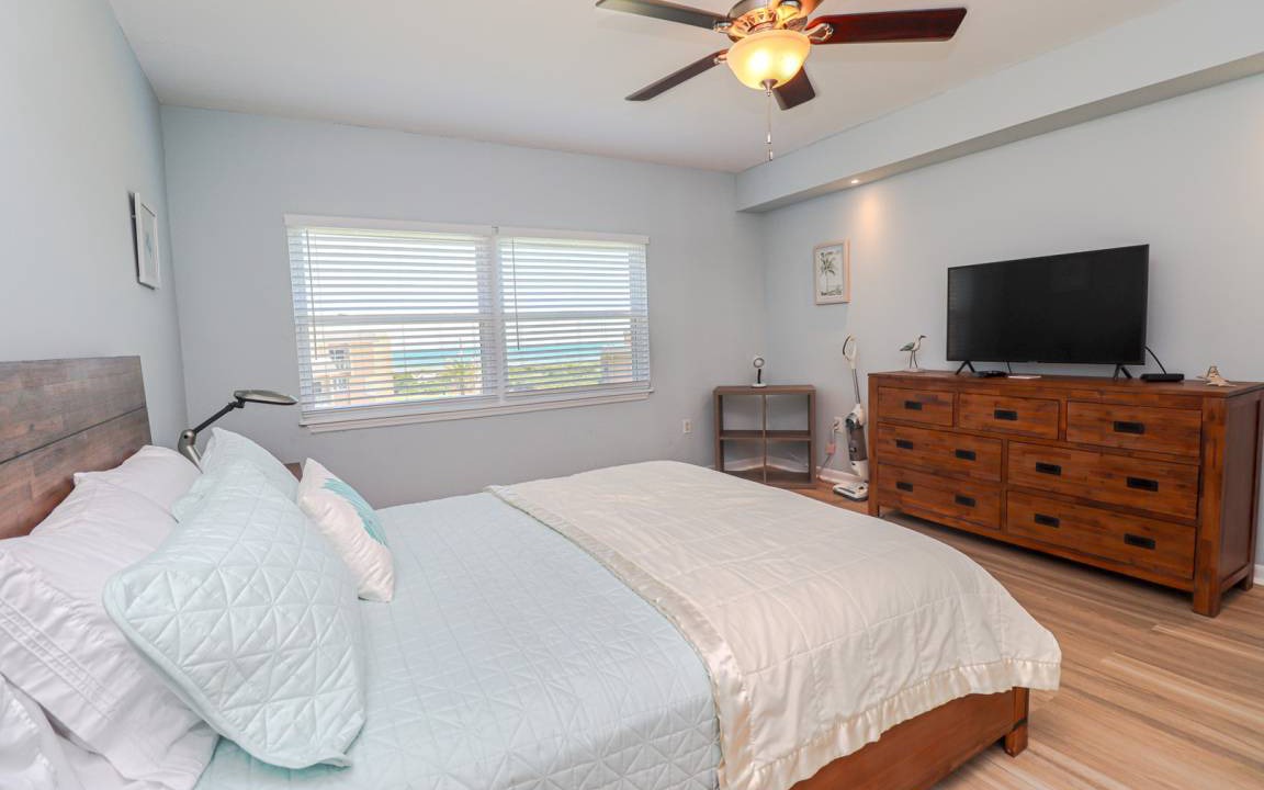 Photo of Bedroom in Butler Beach