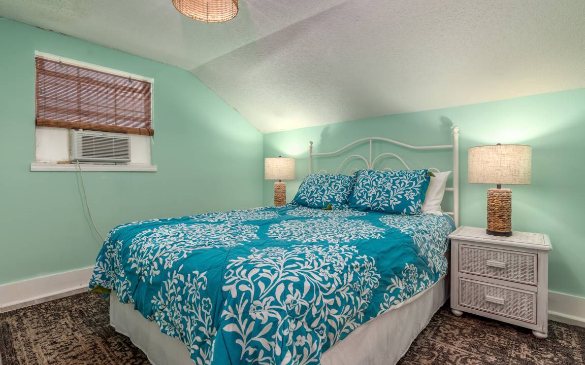 Photo of Bedroom in Dauphin Island