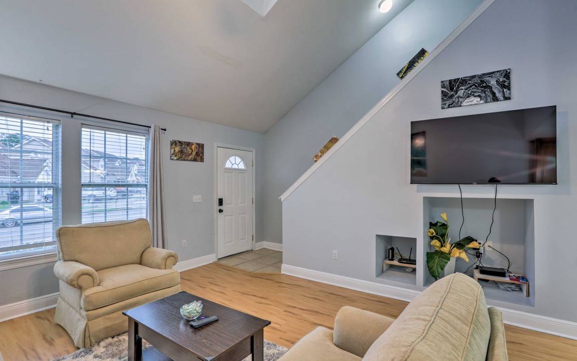 Photo of Livingroom in Tallahassee