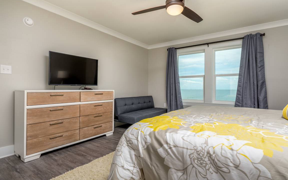 Photo of Bedroom in Dauphin Island