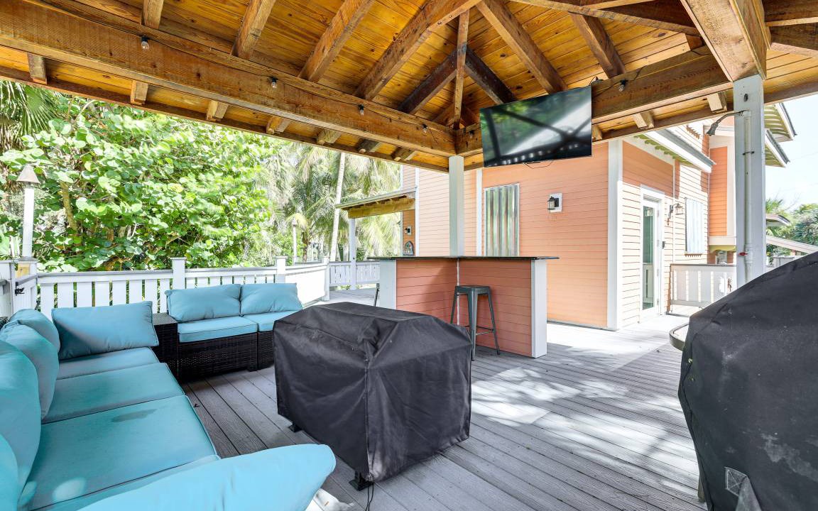 Photo of Patio Balcony in Palm City