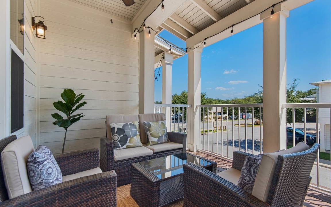 Photo of Patio Balcony in Crystal Beach