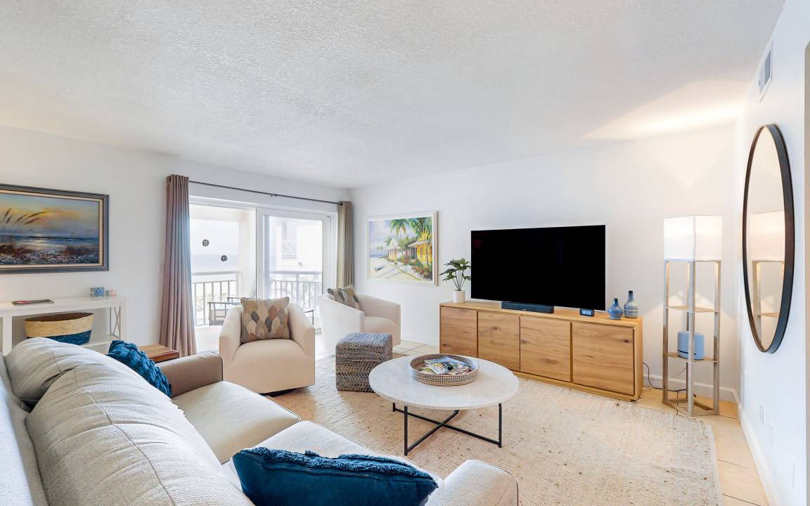 Photo of Livingroom in Belleair Beach