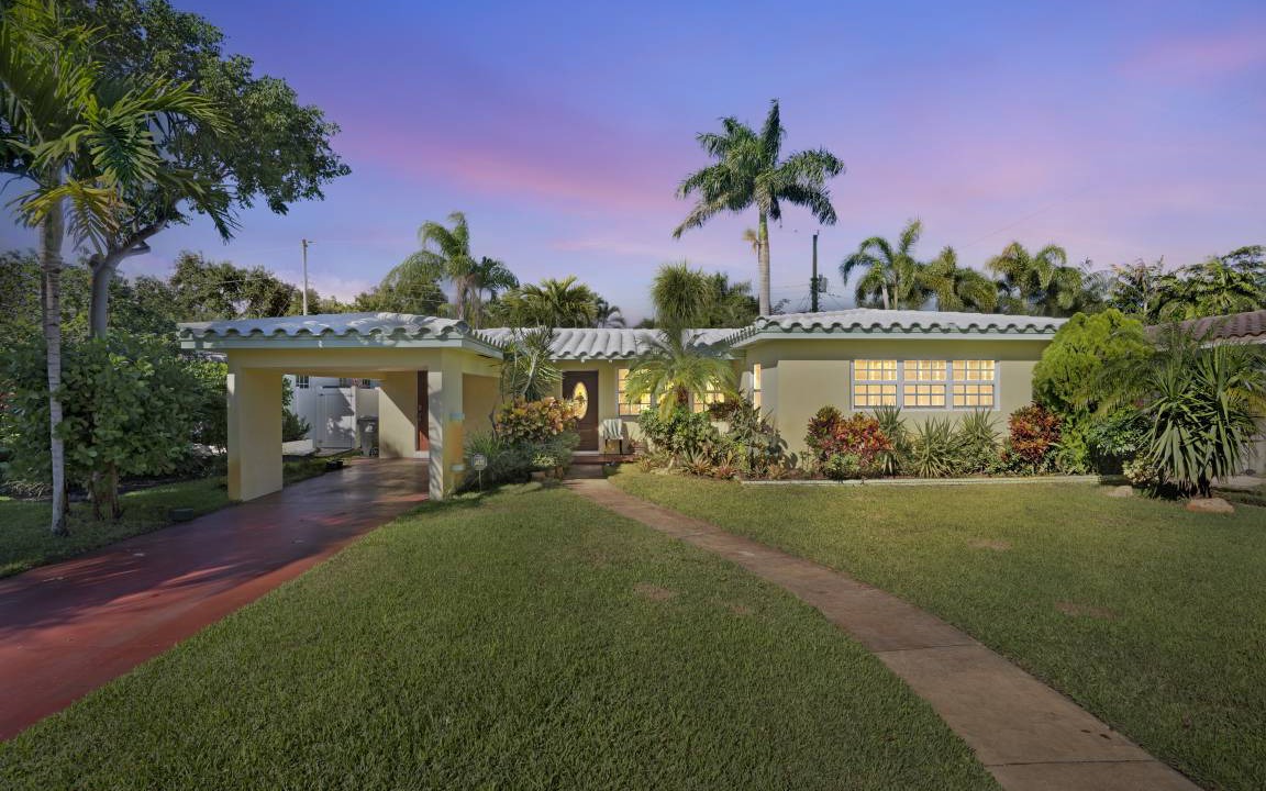 Photo of Others in Poinsettia Heights