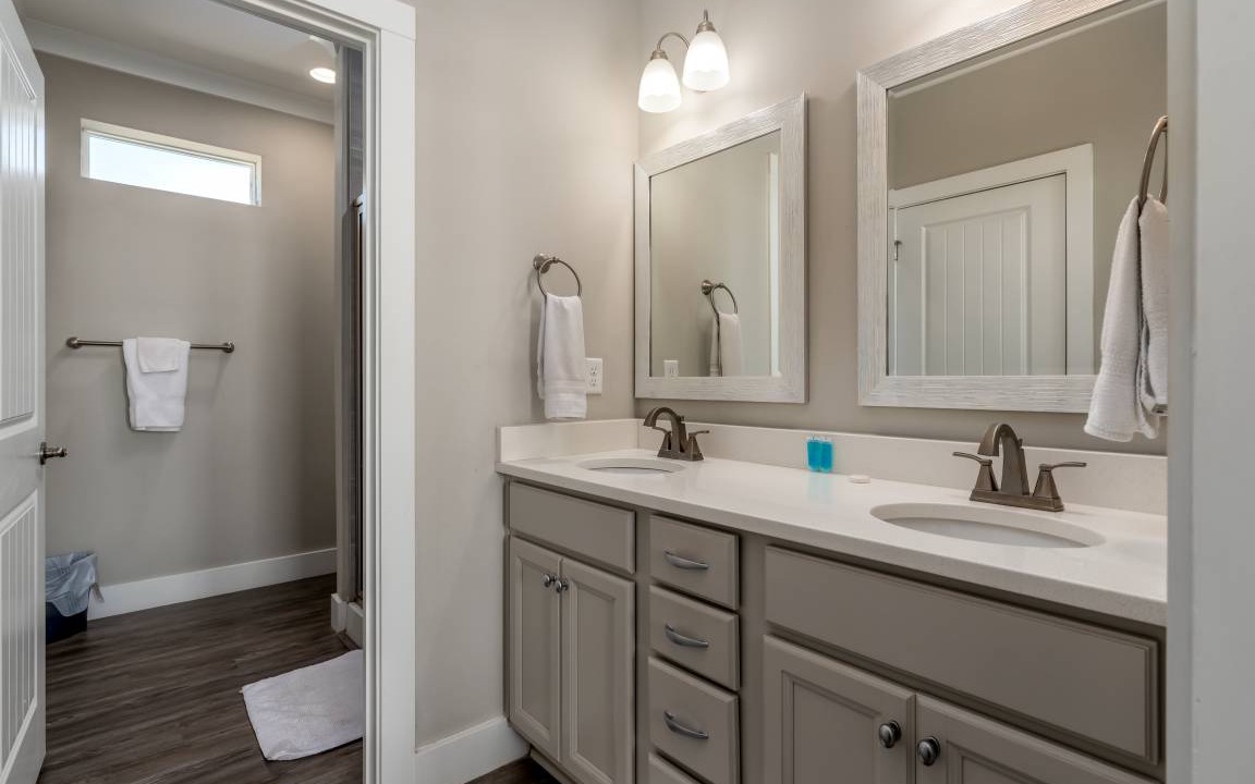 Photo of Bathroom in Dauphin Island