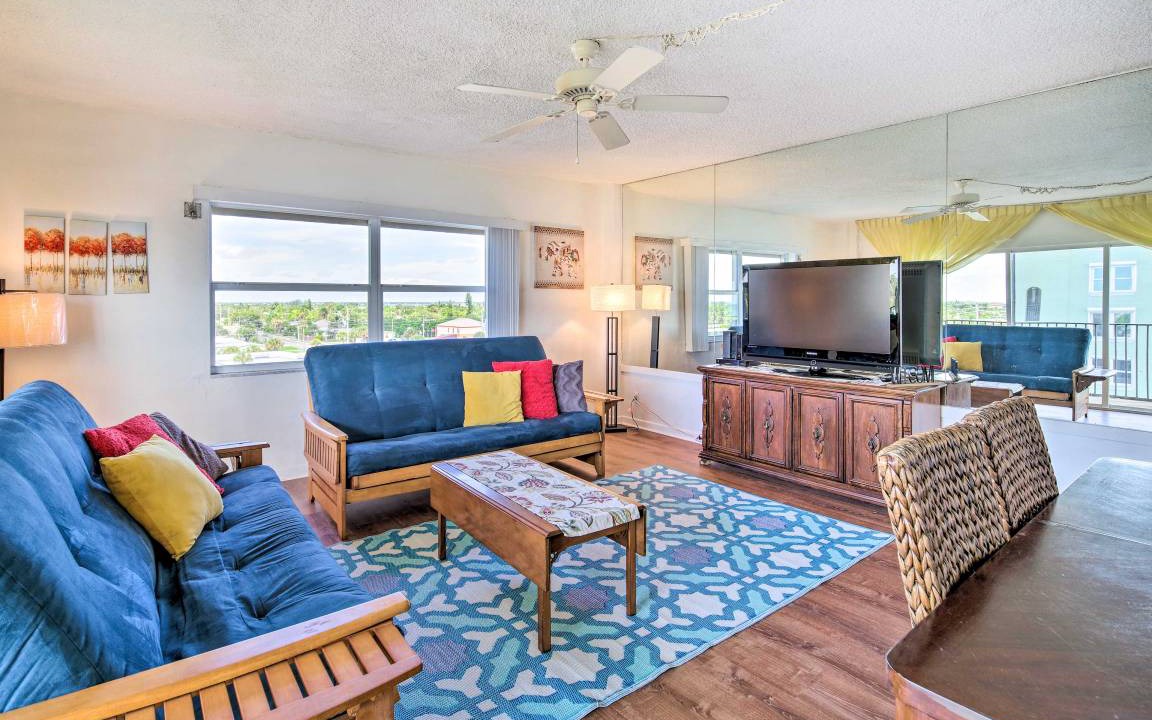 Photo of Livingroom in South Patrick Shores
