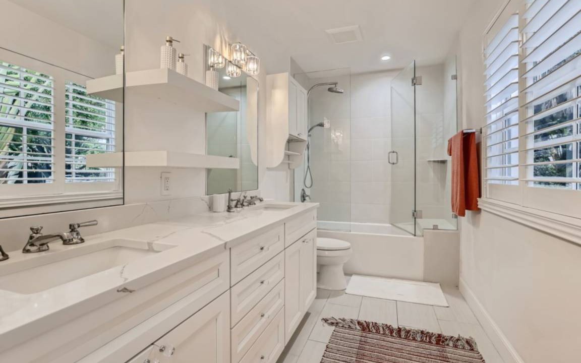 Photo of Bathroom in Southside