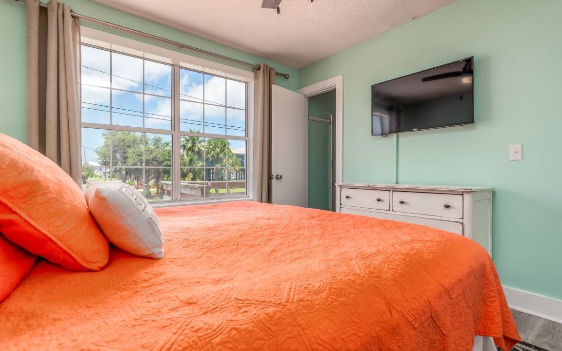 Photo of Bedroom in Dauphin Island