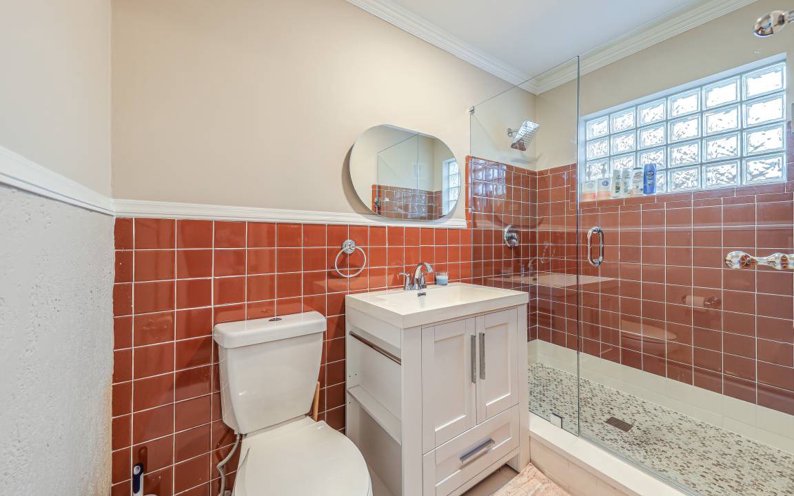 Photo of Bathroom in Lighthouse Point