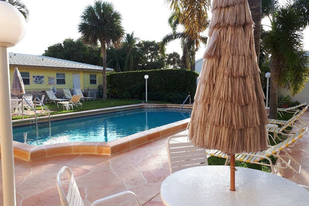 Photo of Patio Balcony in Lauderdale-by-the-Sea