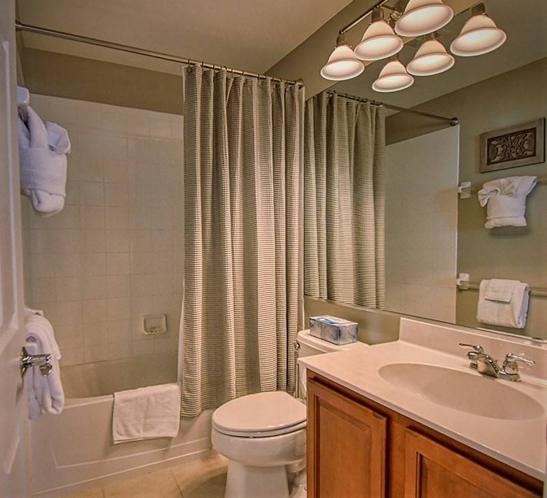 Photo of Bathroom in Majestic Palms