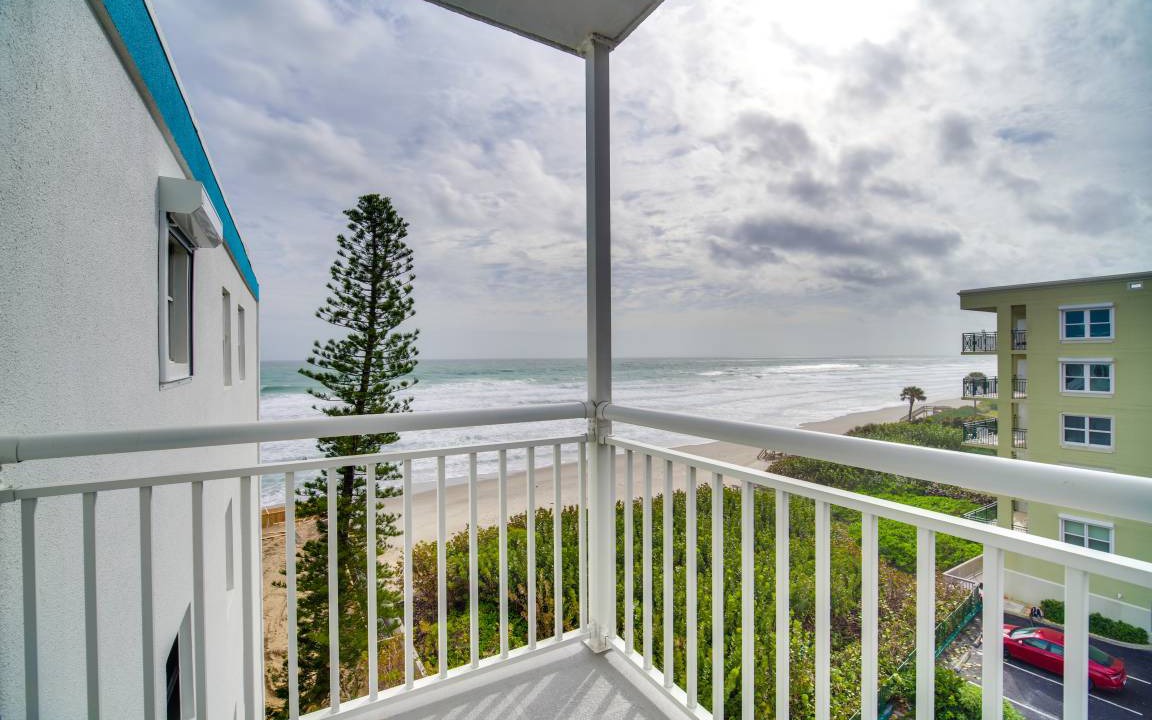 Photo of Patio Balcony in South Patrick Shores