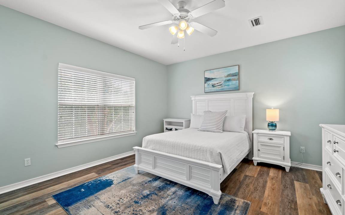 Photo of Bedroom in Avalon Beach Estates