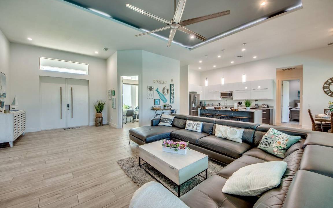 Photo of Livingroom in Pelican