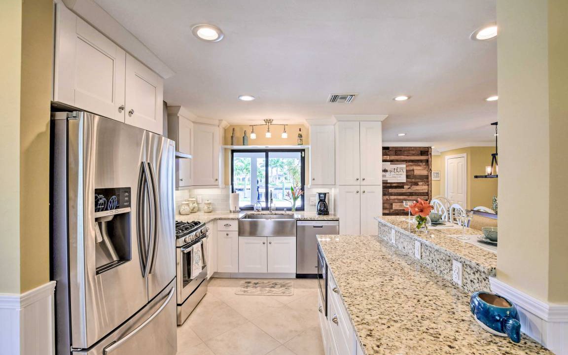 Photo of Kitchen in Caloosahatchee