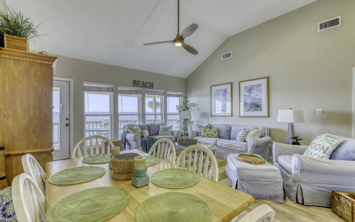 Photo of Livingroom in Dauphin Island