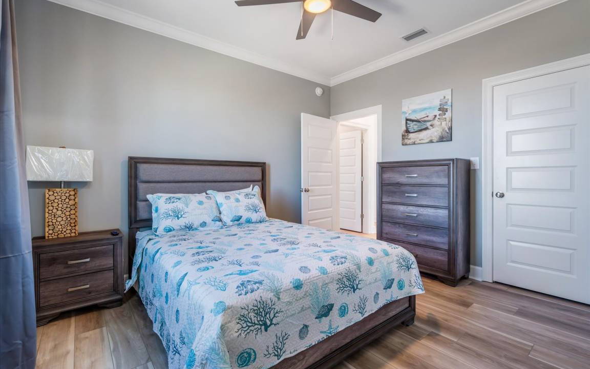 Photo of Bedroom in Dauphin Island