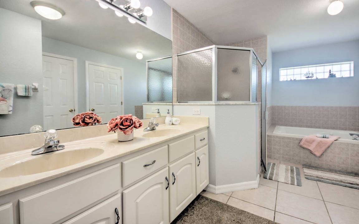 Photo of Bathroom in Sebring