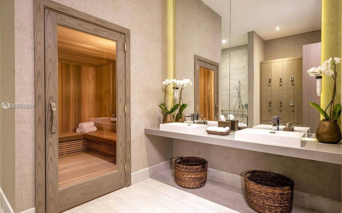Photo of Bathroom in Hollywood South Central Beach