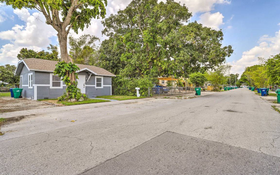 Photo of Others in Seybold