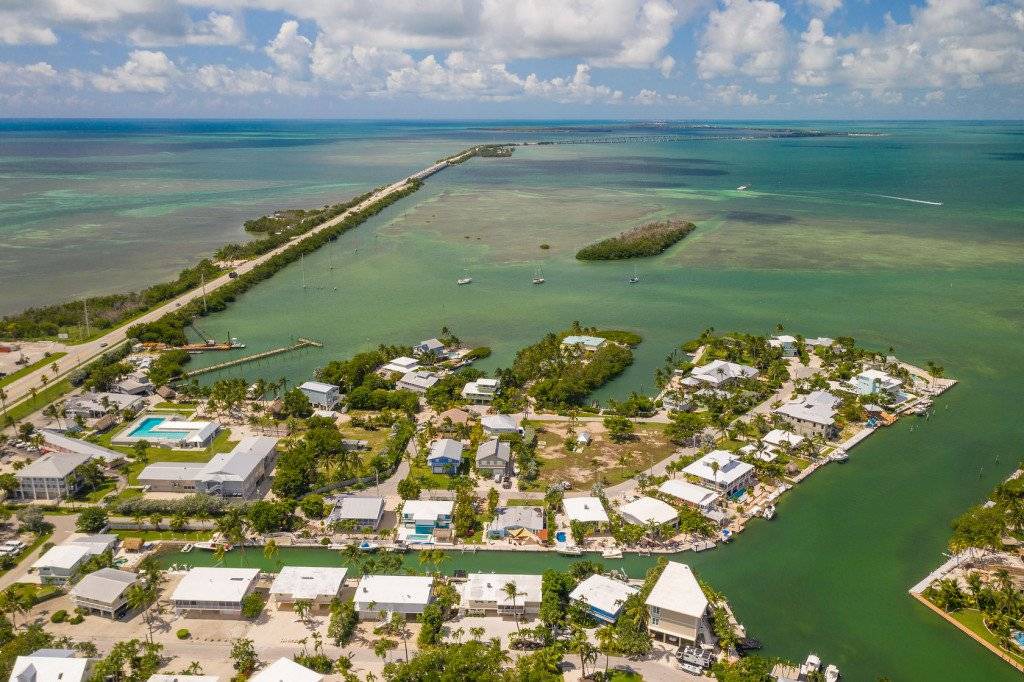 Photo of Others in Toll Gate Shores