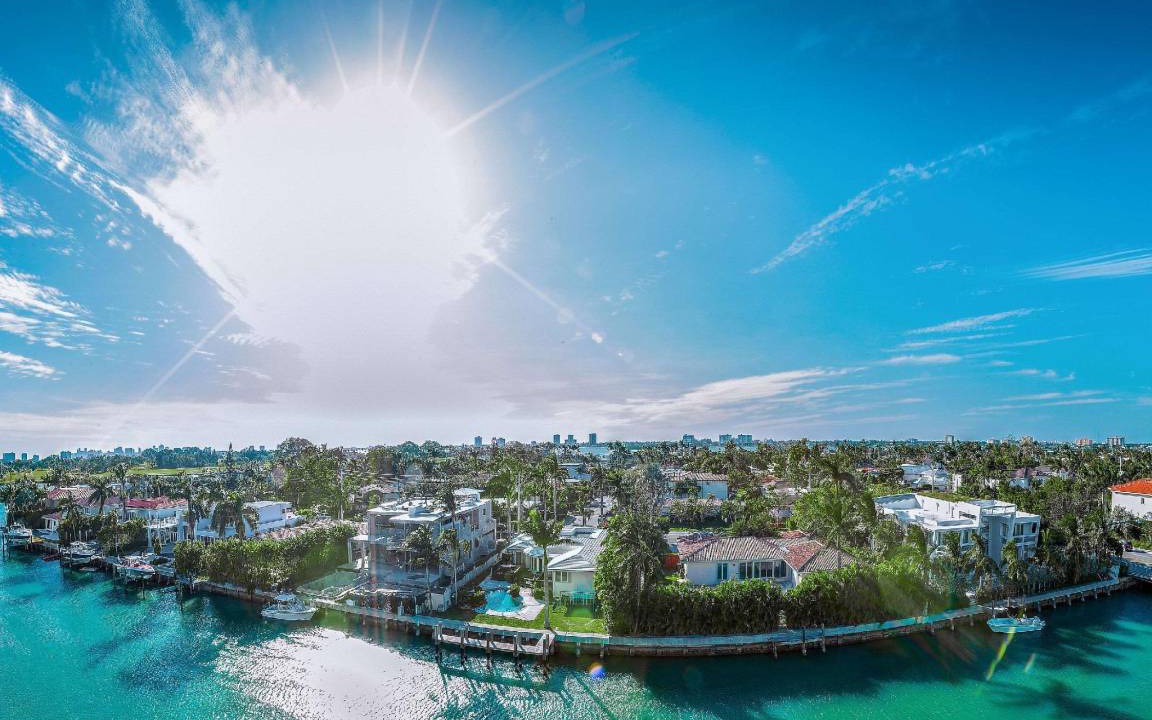 Photo of Others in Bay Harbor Islands