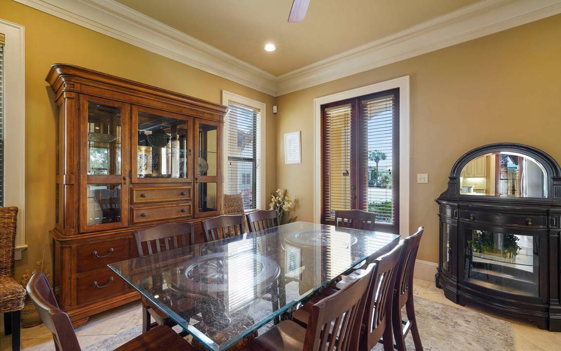 Photo of Livingroom in Emerald Waters Village