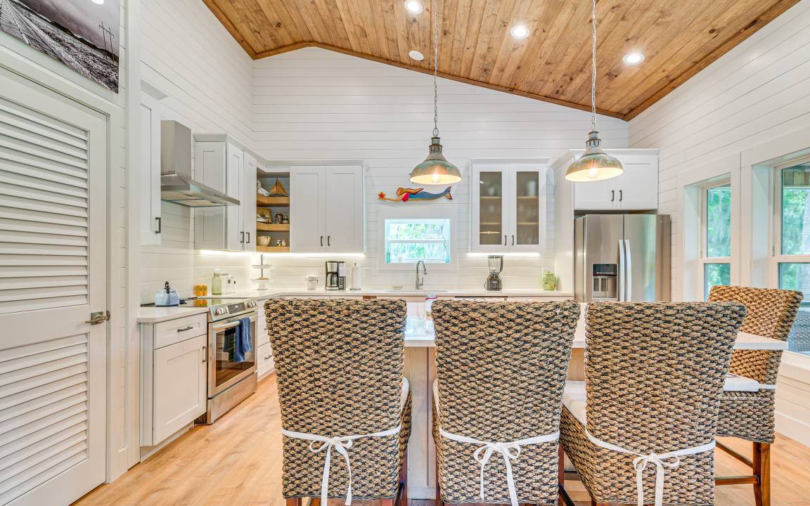 Photo of Kitchen in Yankeetown