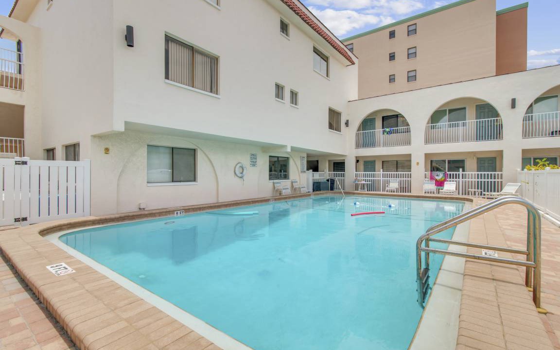 Photo of Patio Balcony in North Redington Beach
