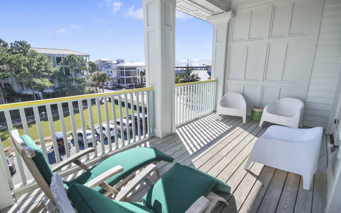 Photo of Patio Balcony in Beach District
