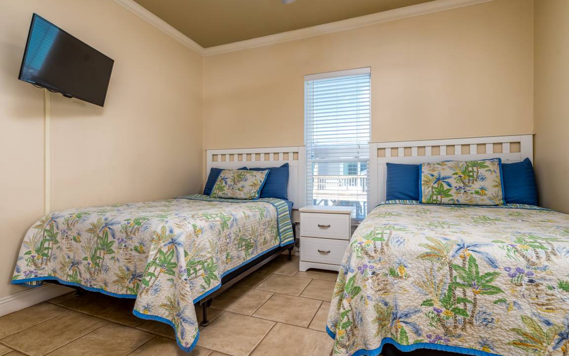 Photo of Bedroom in Dauphin Island