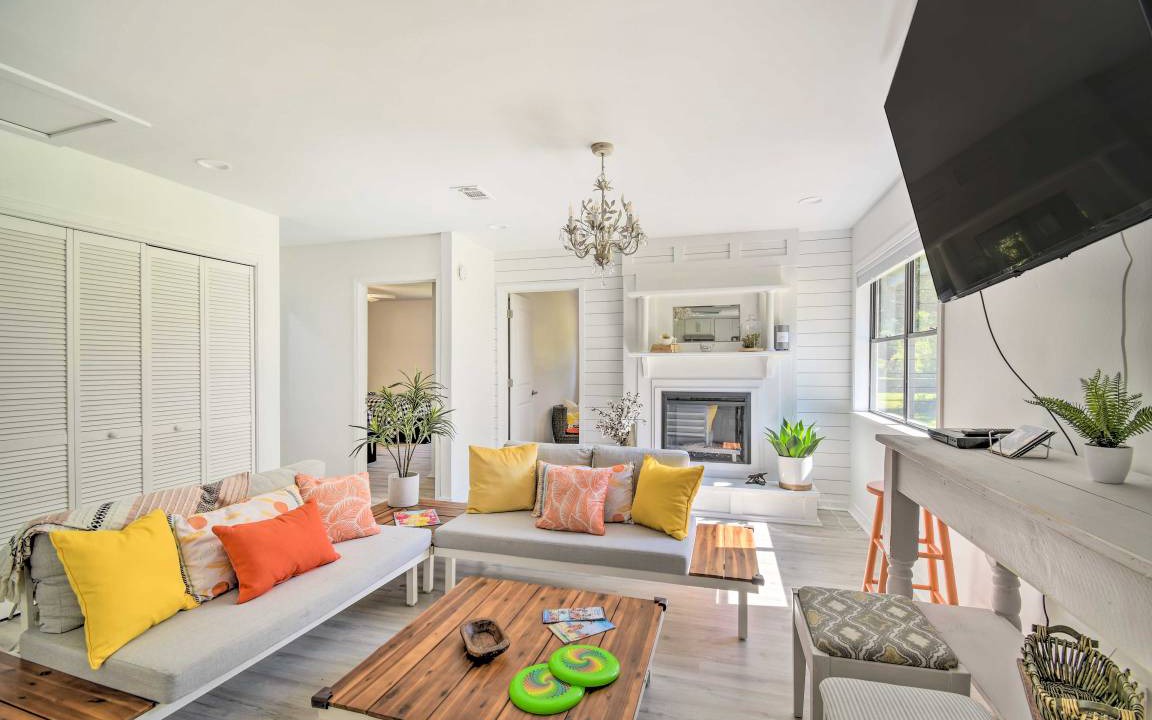Photo of Livingroom in Foley