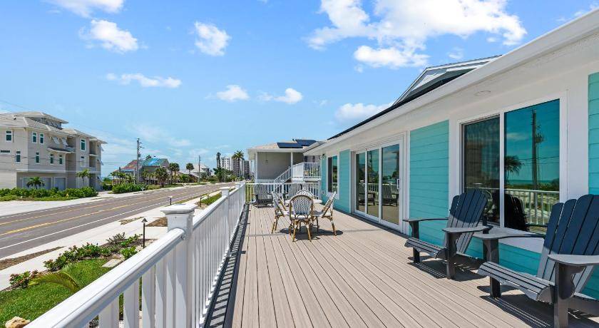 Photo of Patio Balcony in Laguna Shores