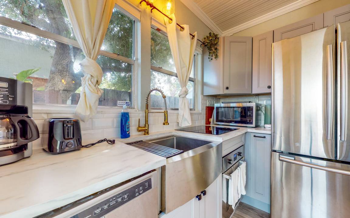 Photo of Kitchen in Sailboat Bend